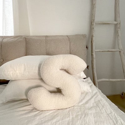 Pillow, letters A to Z